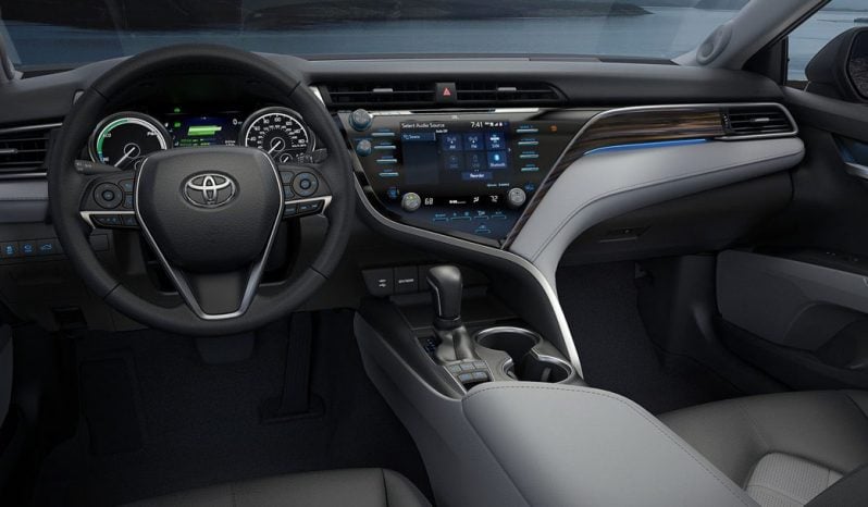 Camry SE V6 2018 full