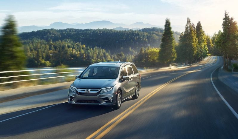 Honda Odyssey LX 2018 full
